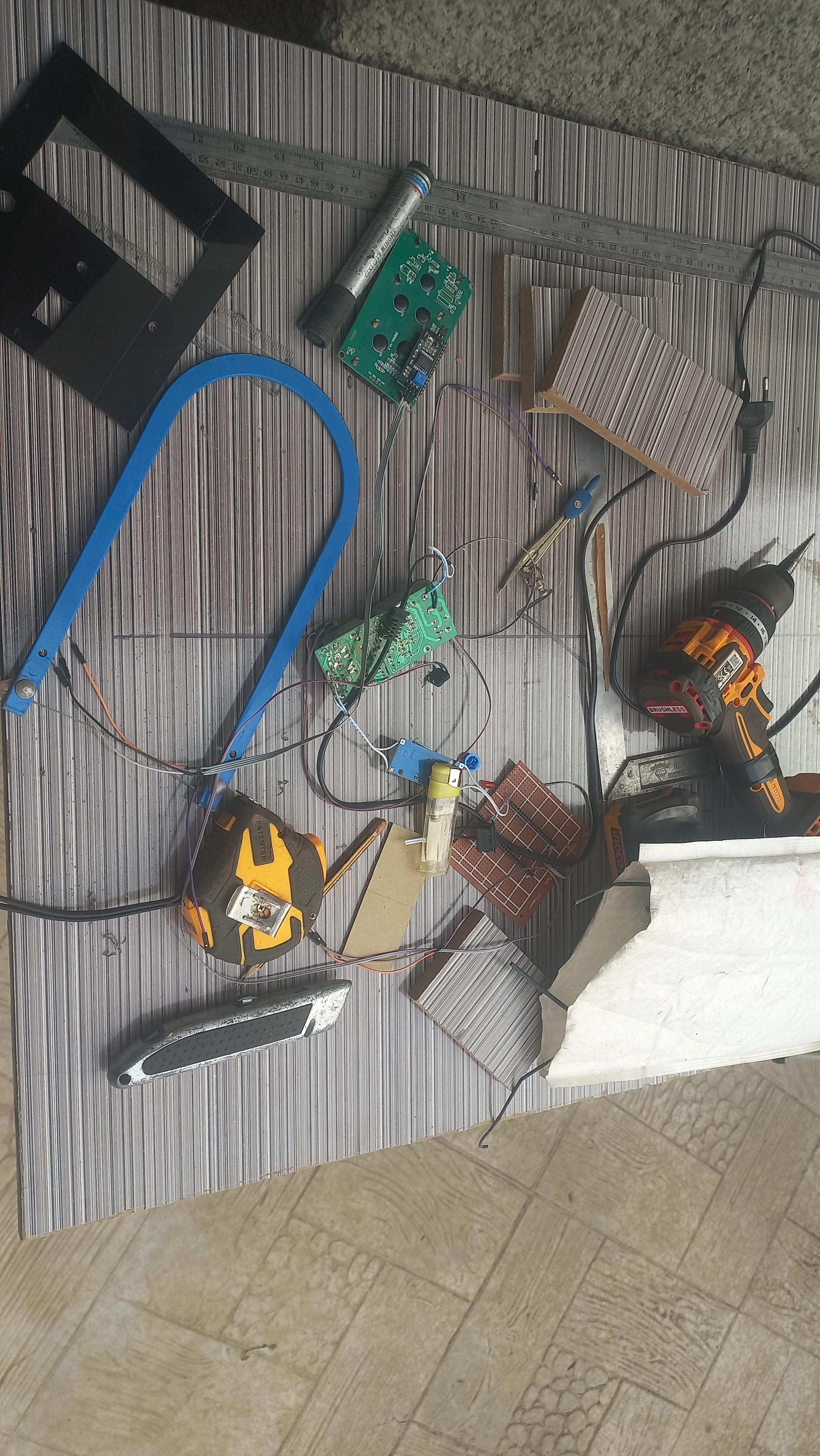 Drilling workbench with tools for panel cutouts