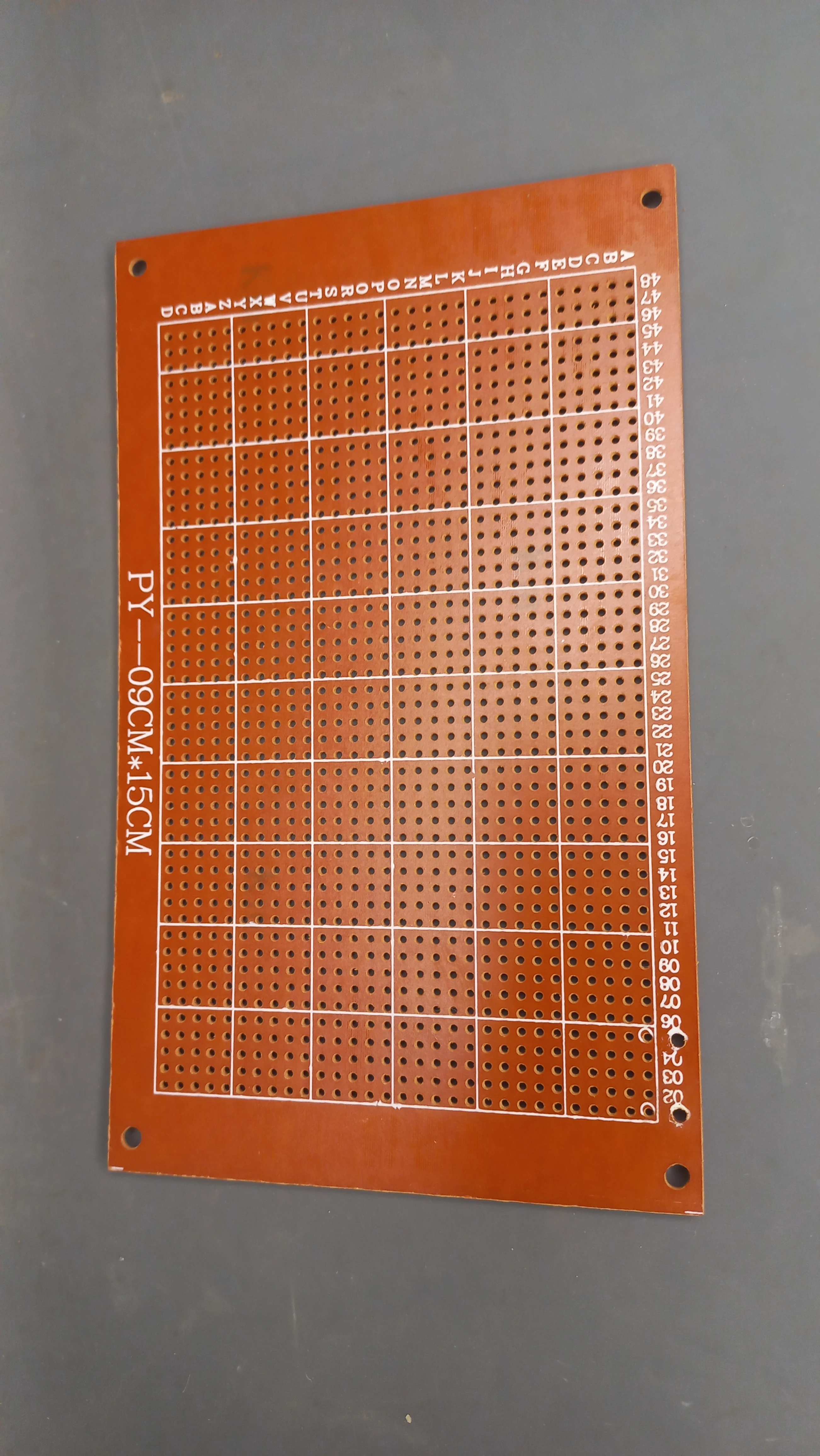 9x15 cm perfboard for circuit assembly