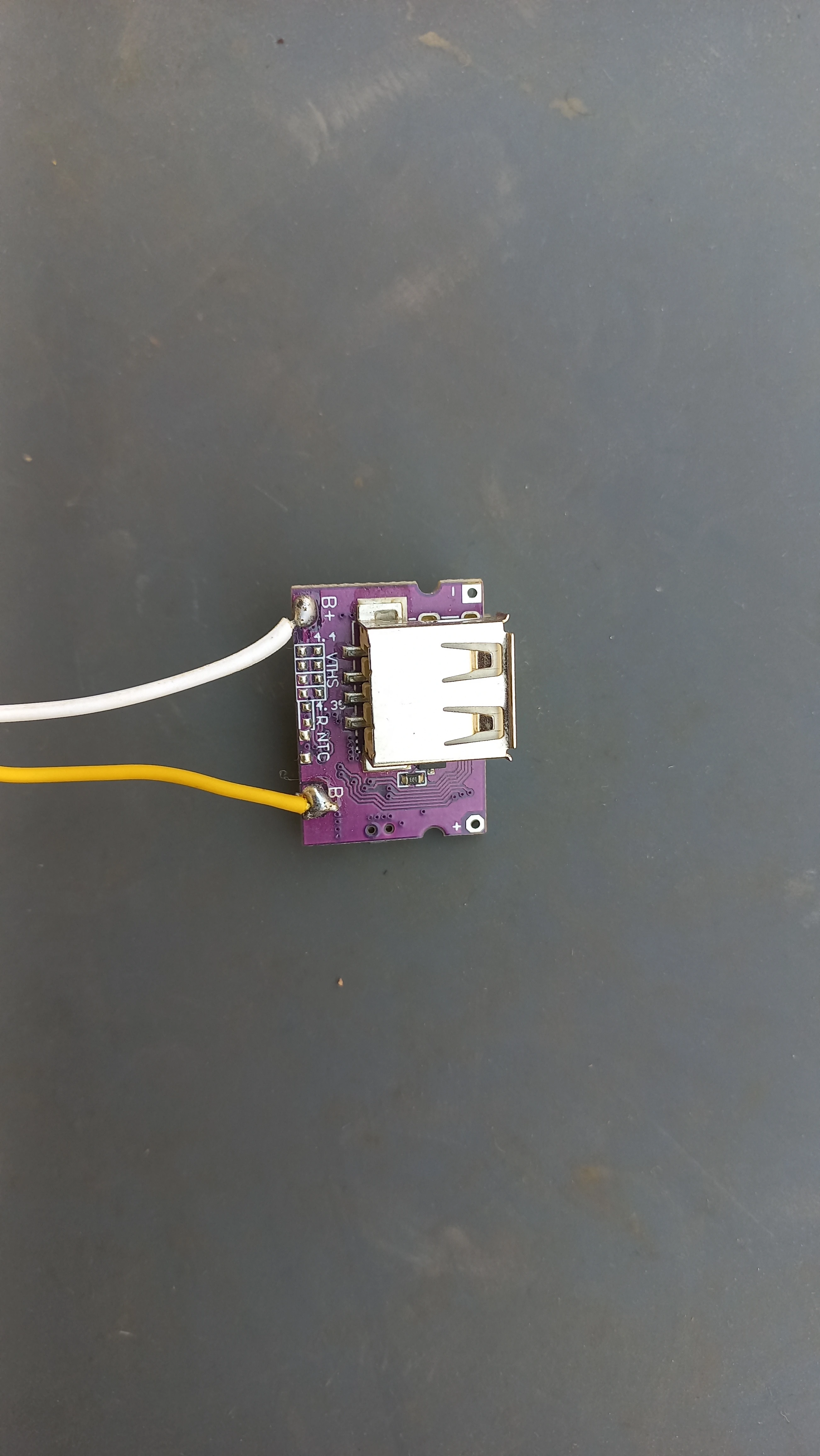 LiPo power board front