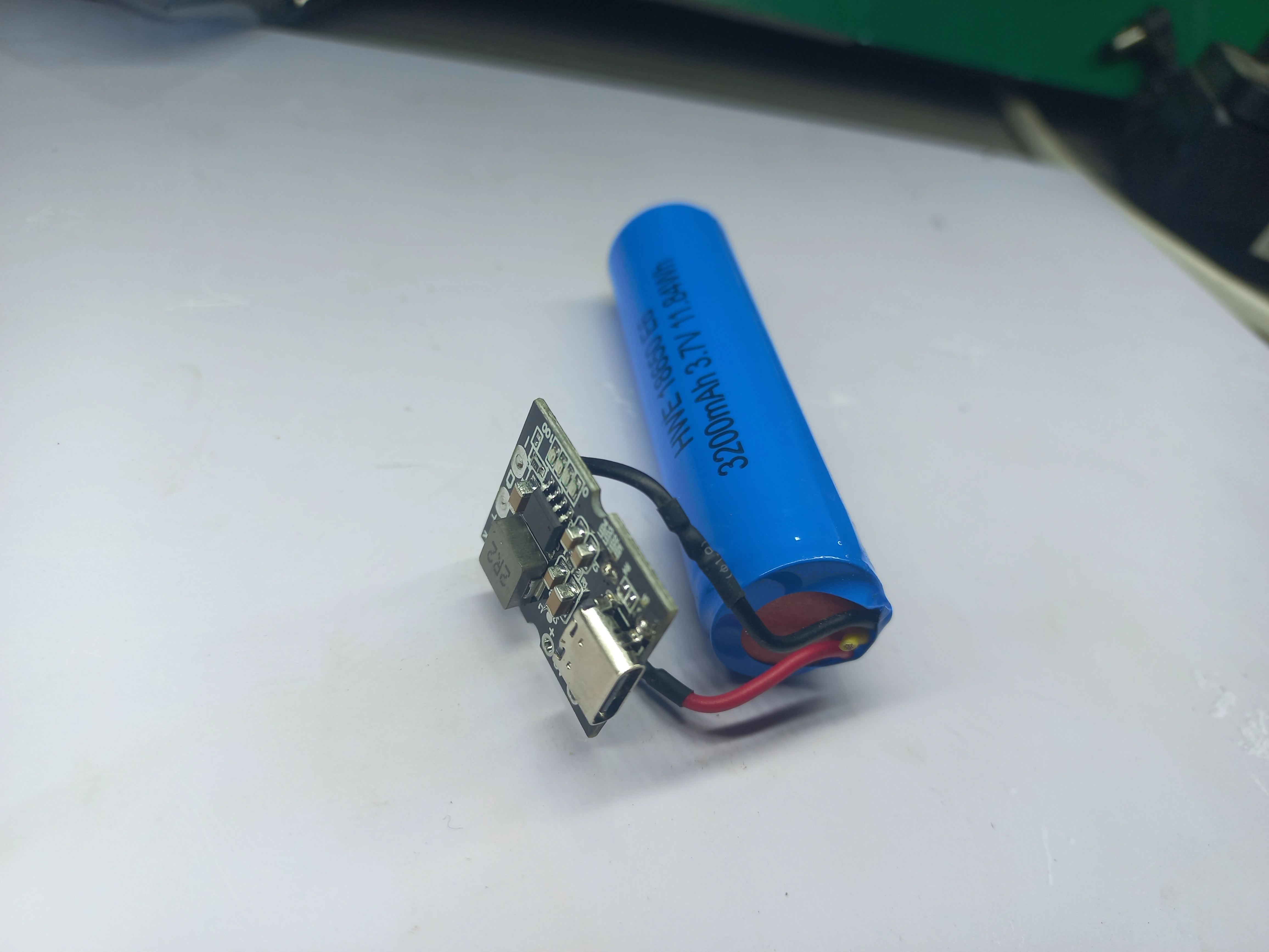 18650 battery wired up to the TP4056 USB-C charging module